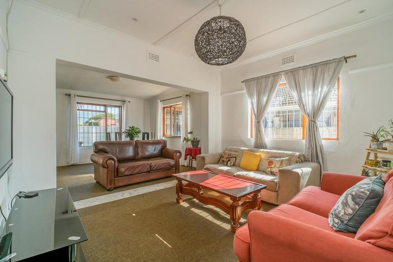 3 Bedroom Property for Sale in Plumstead Western Cape